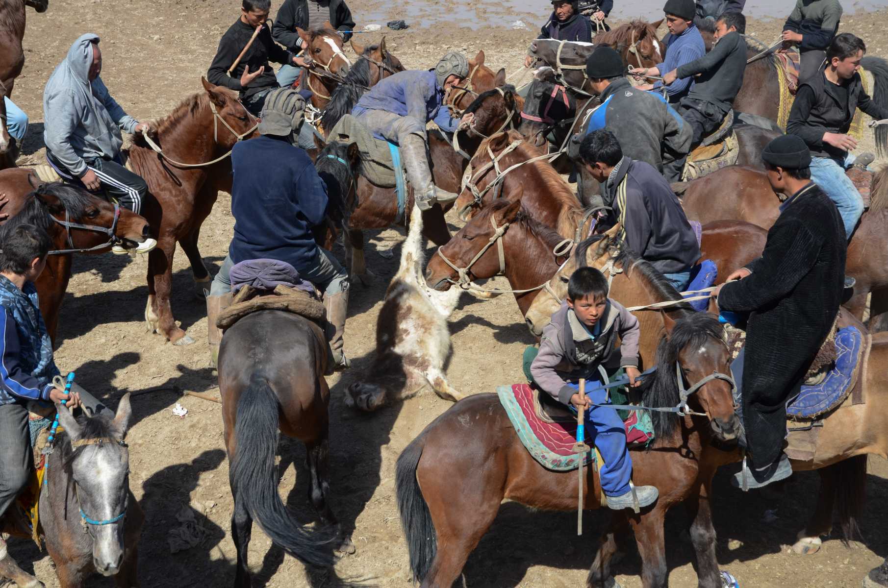 Ouzbekistan - Partie de Kupkari au village de Chirakchi