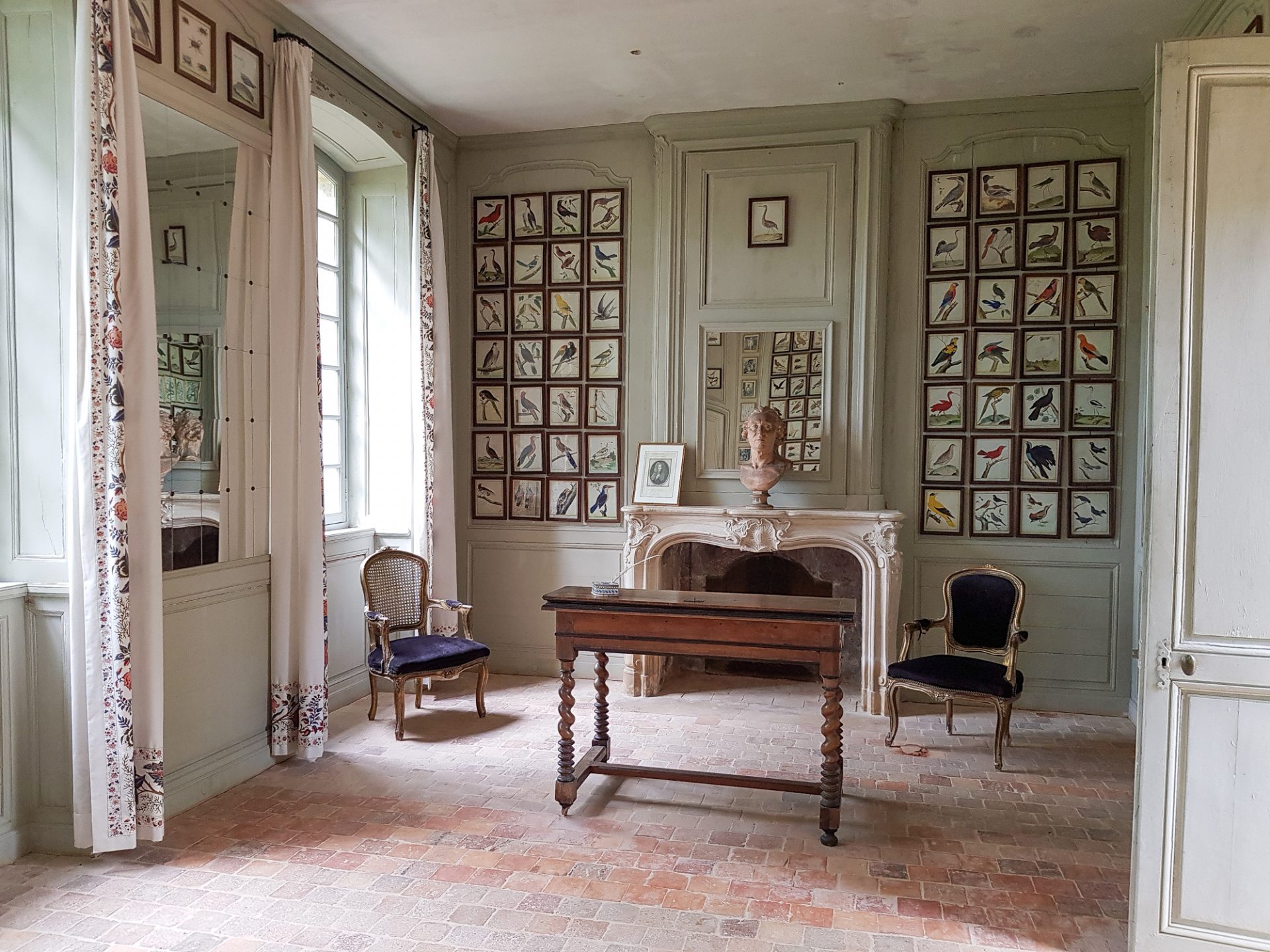 bourgogne-cote-d-or-montbard-musee-buffoncabinet-de-travail-samsung