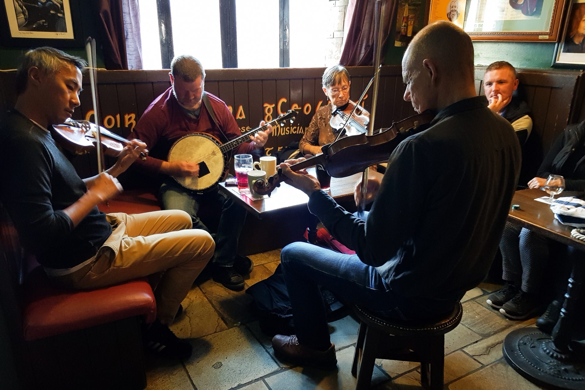 irlande-connemara-galway-pub-musiciens-3