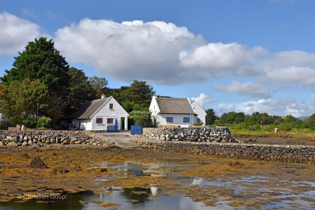 irlande-connemara-compte-galway-ile-annaghvaan-cottages-photo-christian-goupi